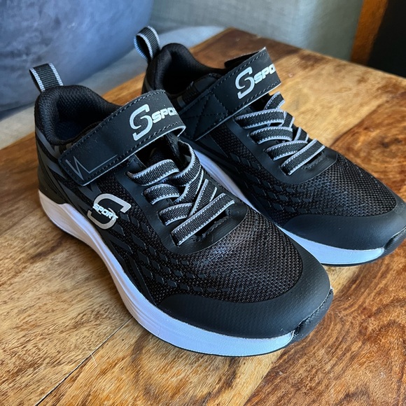 Kids 1 sketcher sneakers memory foam black - Picture 1 of 6